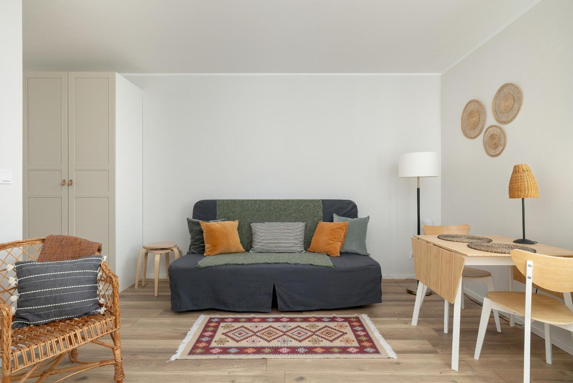 Tysiaclecia Studio Apartament Z Balkonem I Darmowym Parkingiem By Noclegi Renters Katowice Eksteriør billede
